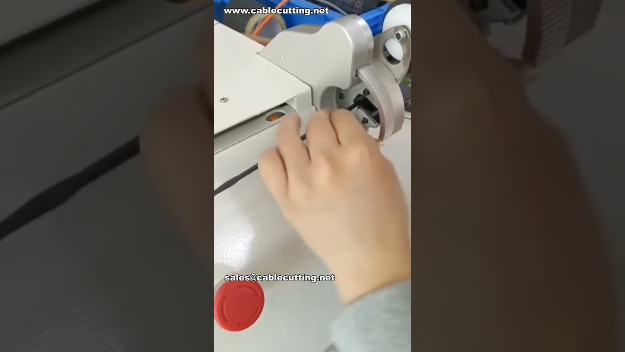 連續式醋酸布膠帶纏繞分支線材，自動化處理離型紙｜線束包裝設備